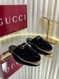 Picture of Gucci Slippers _SKUGuccisz35-39mnq12022005